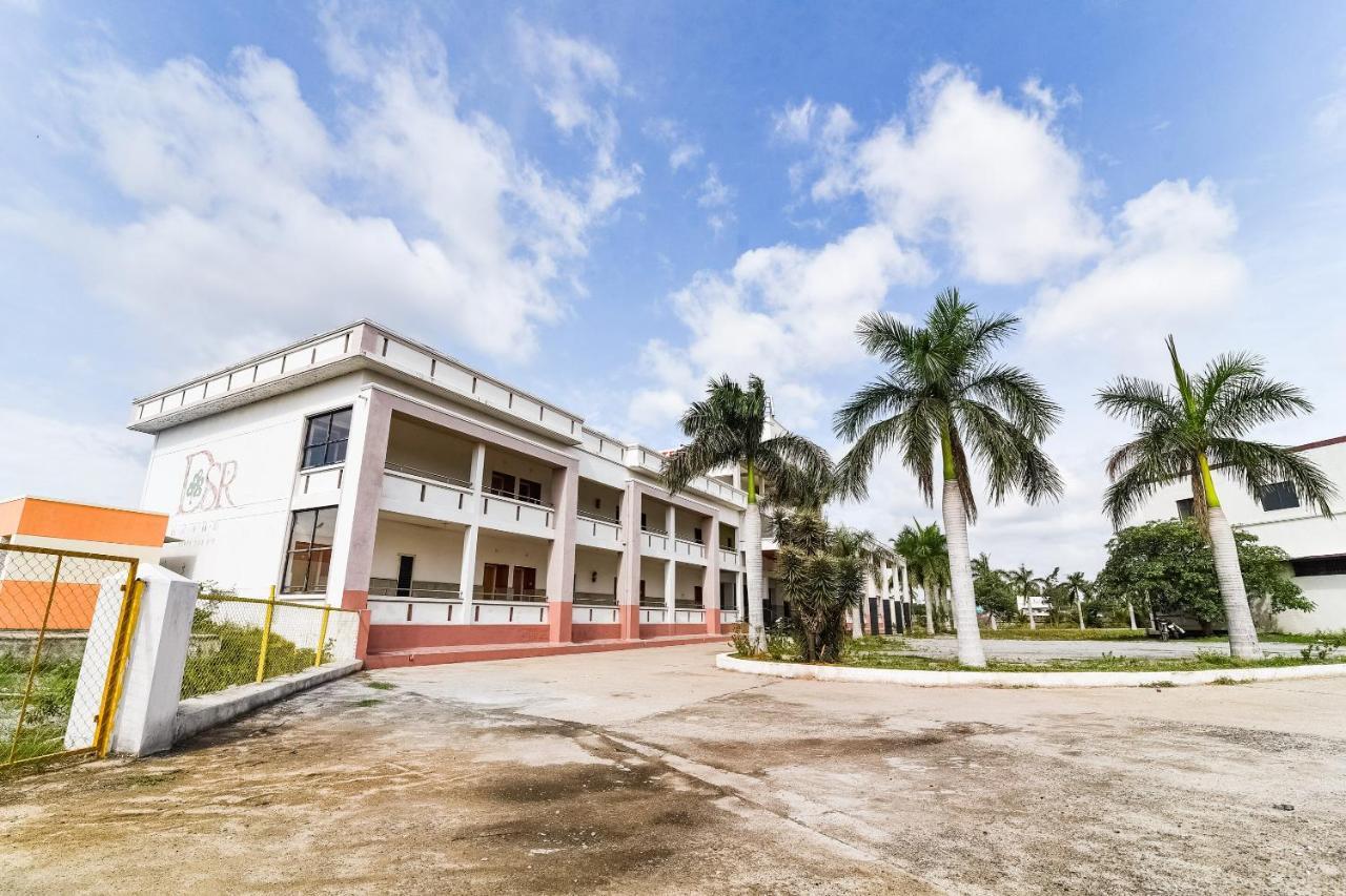 Hotel Oyo 48251 Dsr Grand Krishnagiri Exteriér fotografie